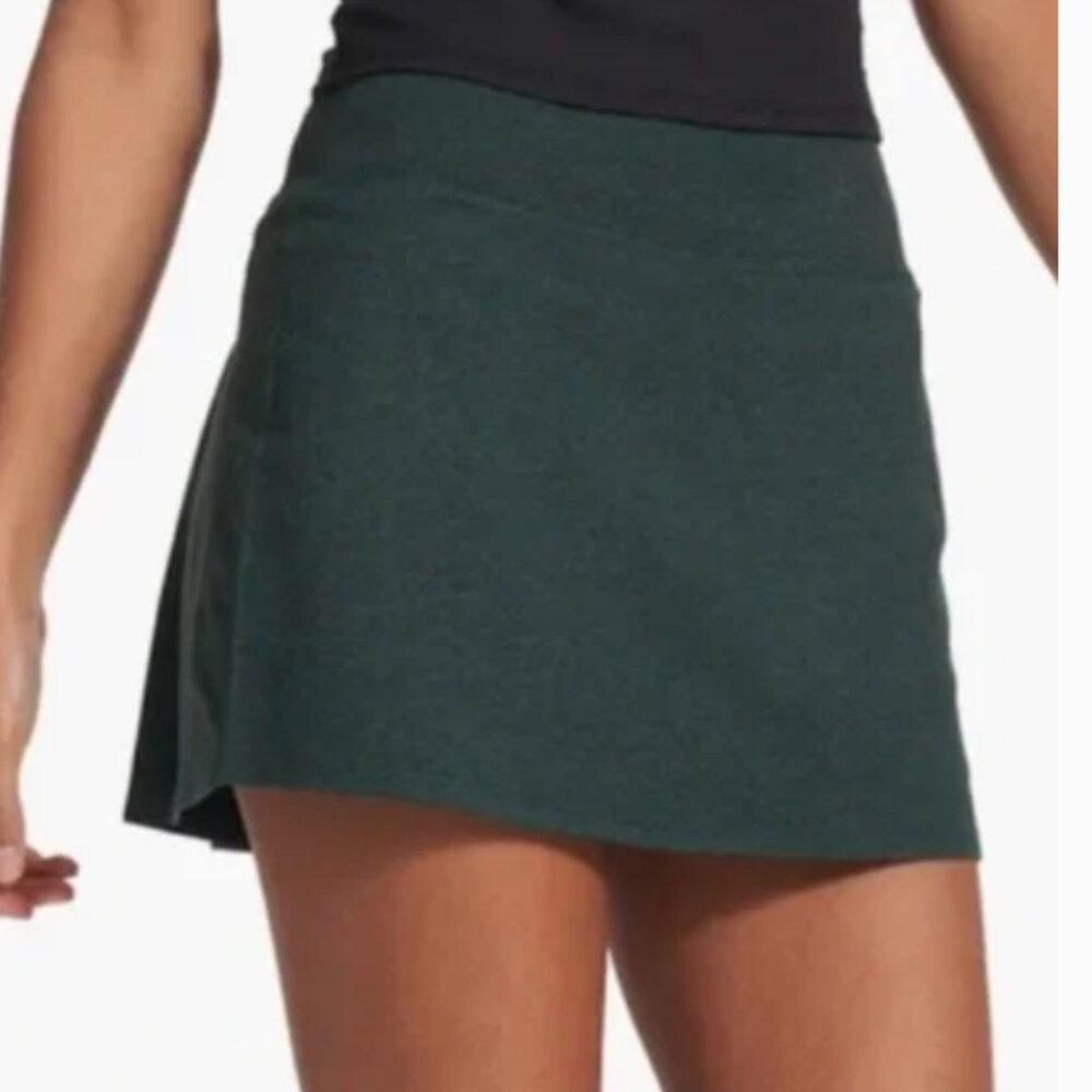 Vuori Halo Performance Tennis Skort - Green Heather - Medium
